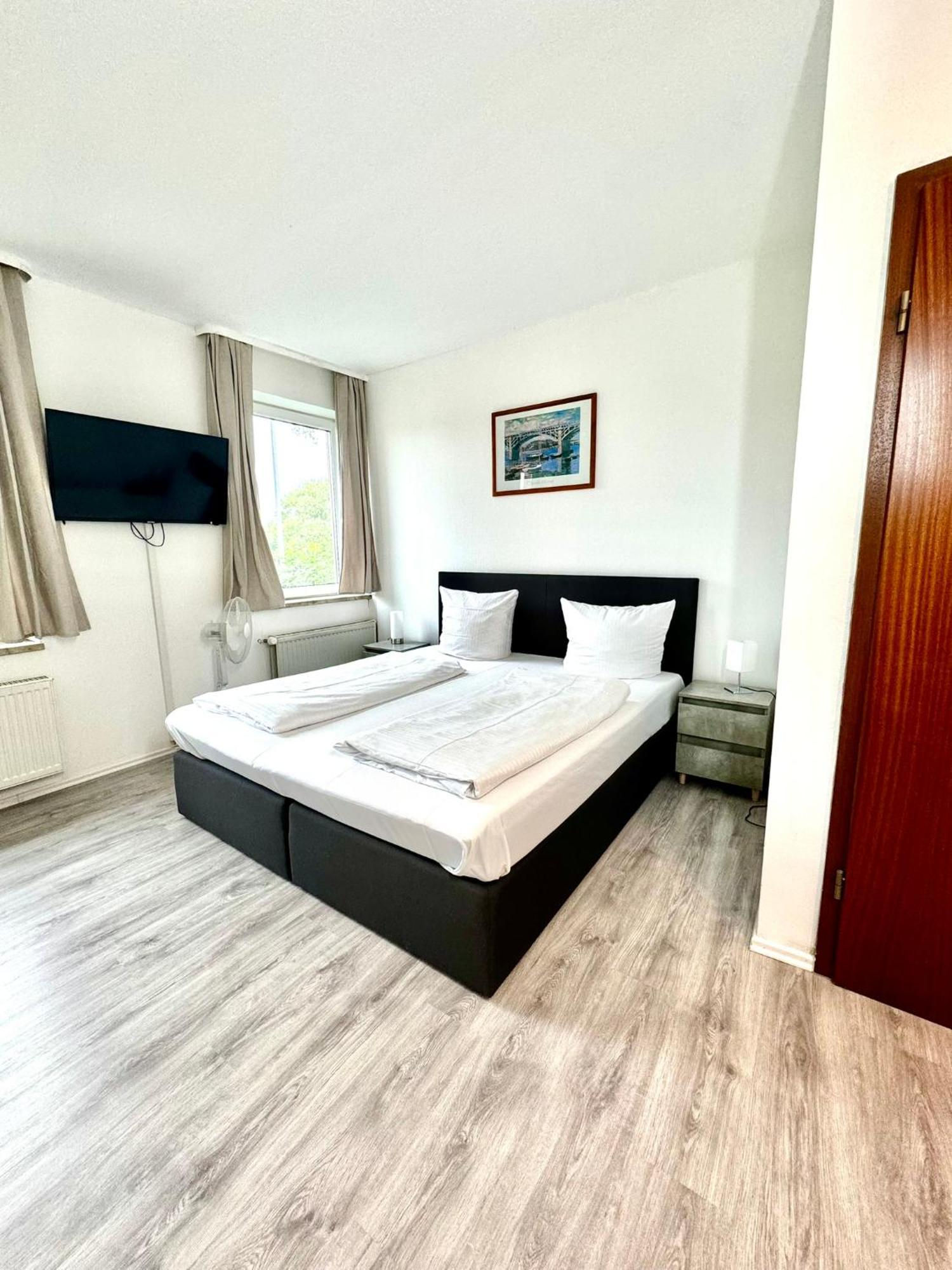 Hotel Zum Ruecking Нортхайм Екстериор снимка