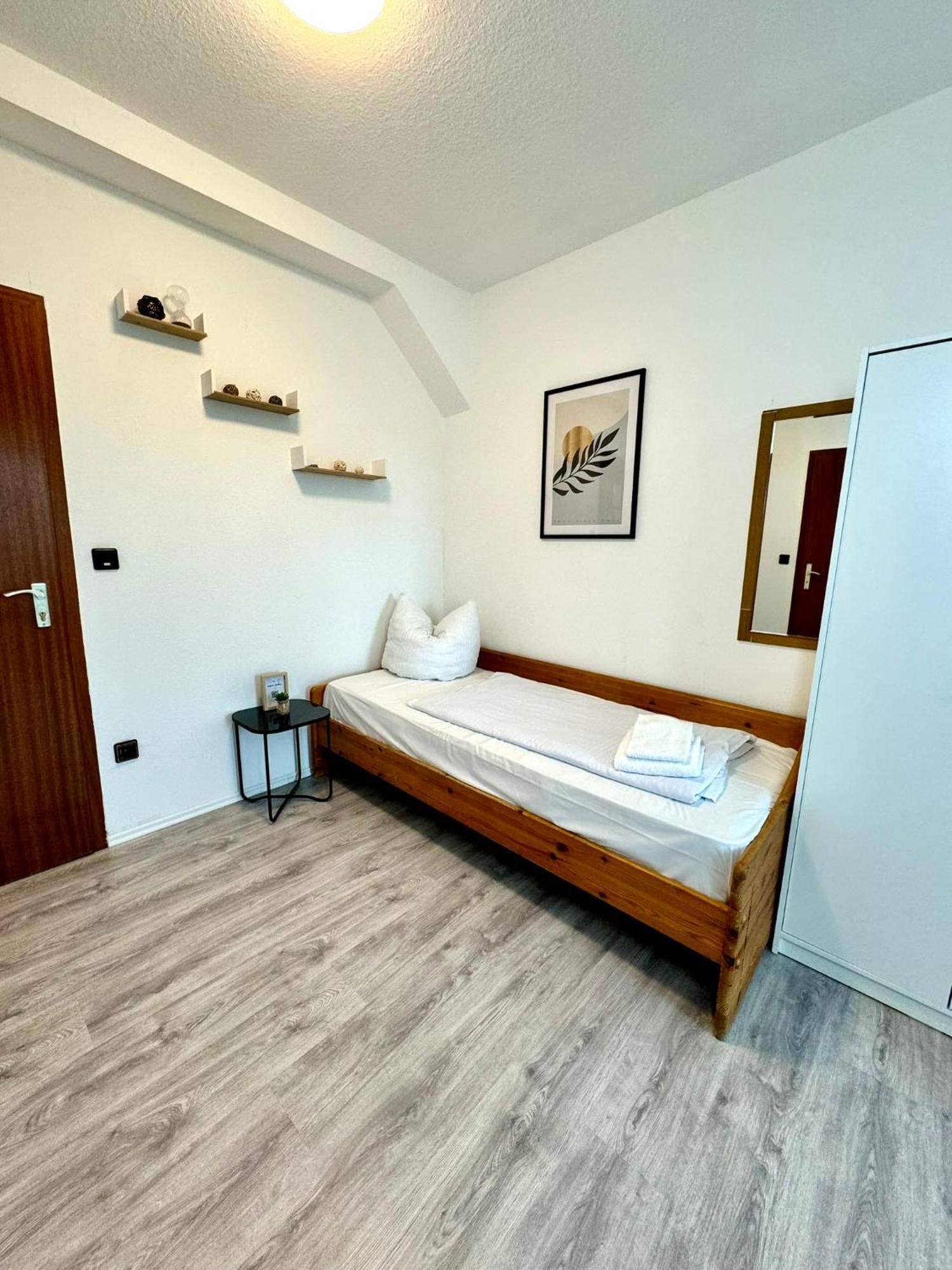 Hotel Zum Ruecking Нортхайм Екстериор снимка